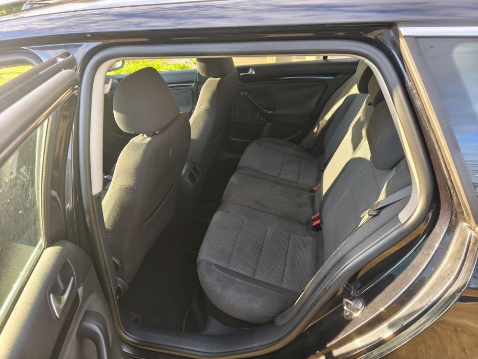 VW  GOLF IV 1.6 TDI -2011