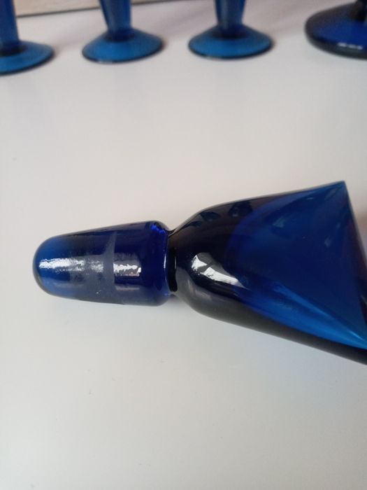 Продам графін стакани