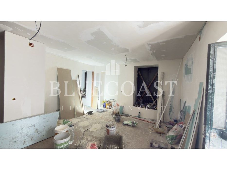 Apartamento T1 totalmente remodelado - Quebedo