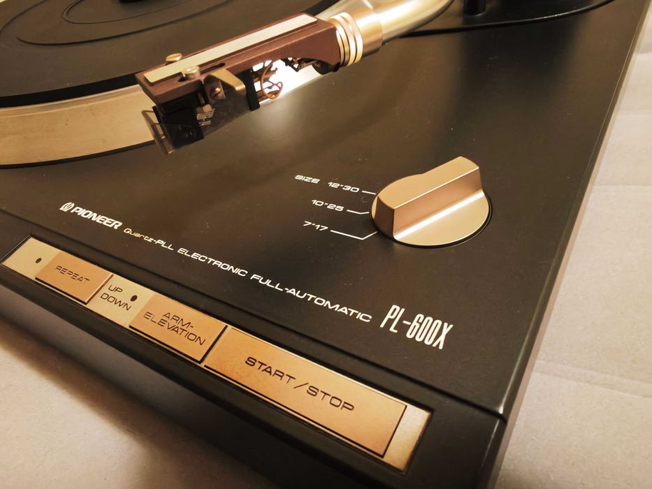 Pioneer PL-600 X