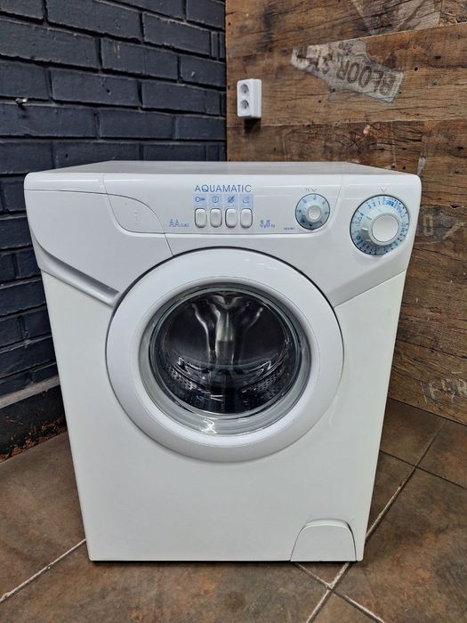 Дешева пральна машина Candy. Техніка з Європи