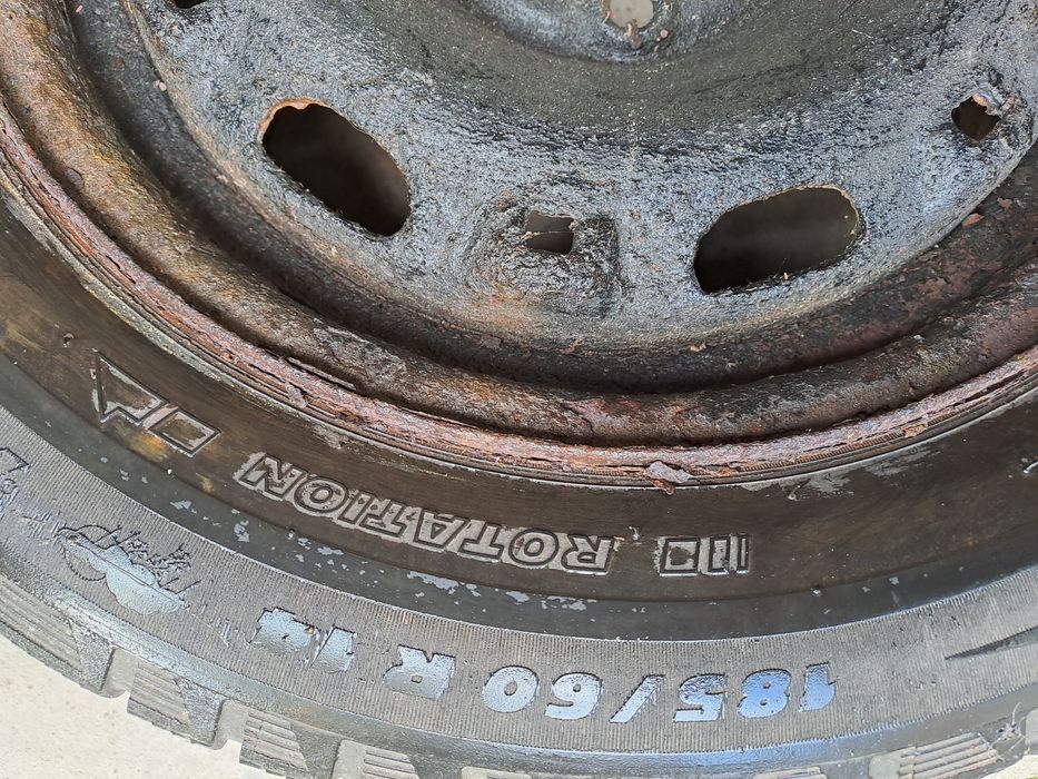 Продам шини з дисками