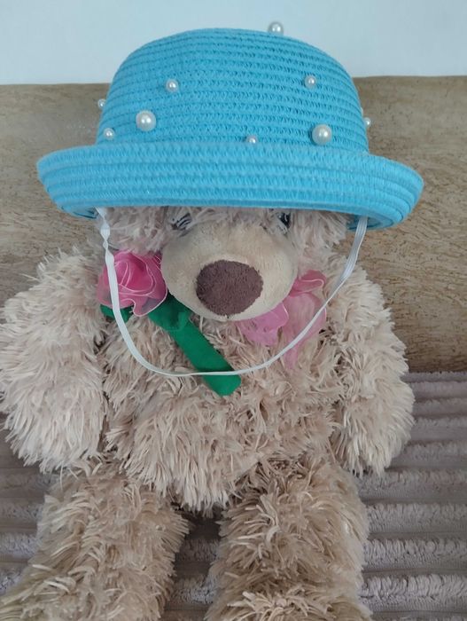 Капелюх для дівчинки