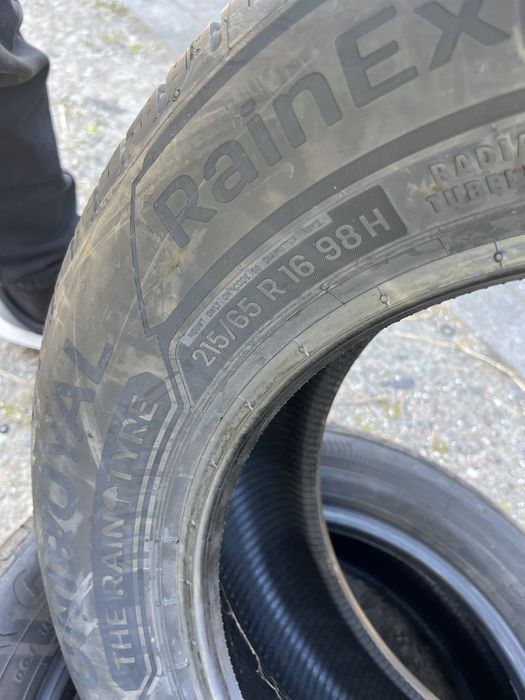 Opony letnie UNIROYAL RainExpert 5 215/65R16 98H