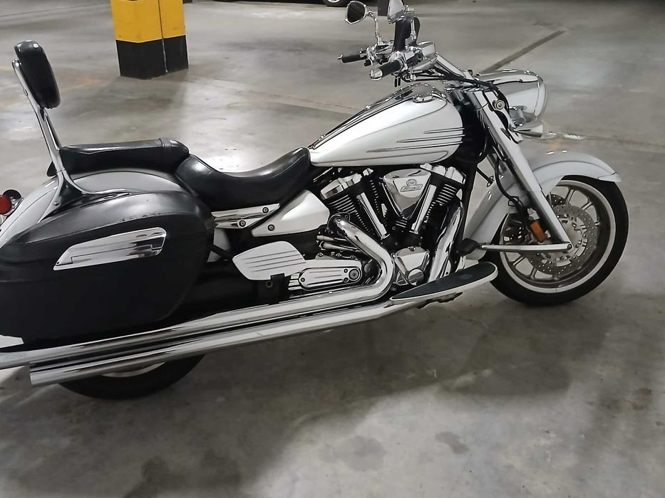 Yamaha Stratoliner 1900