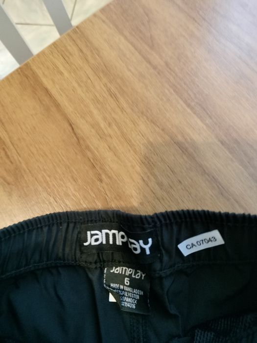 Spodnie bojówki chłopięce. Nowe.