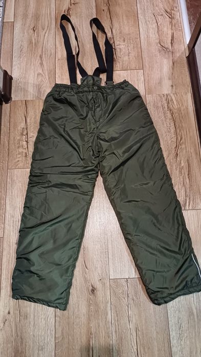 Новые зимние штаны 146-152 см