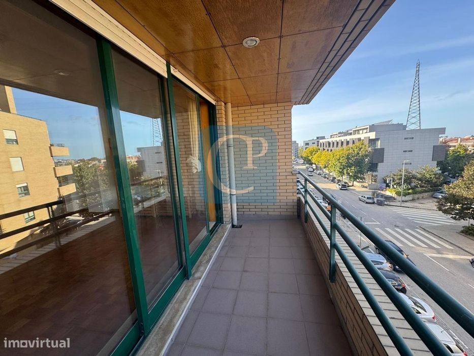 Apartamento T1Kit semi mobilado em Paranhos, Porto