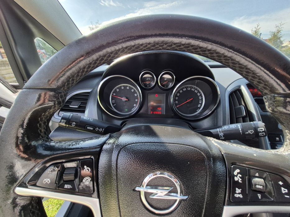 2012 Opel Astra GTC