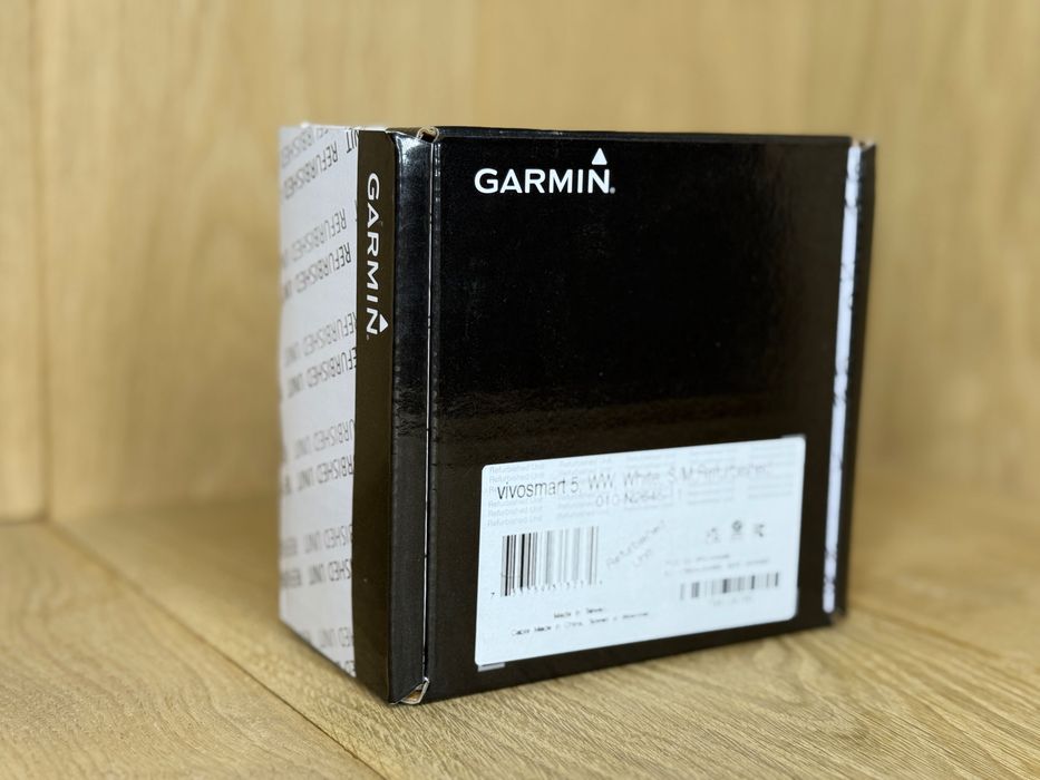 Фітнес-браслет Garmin Vivosmart 5 White (010-02645-11/01 Refurbished) (S/M)