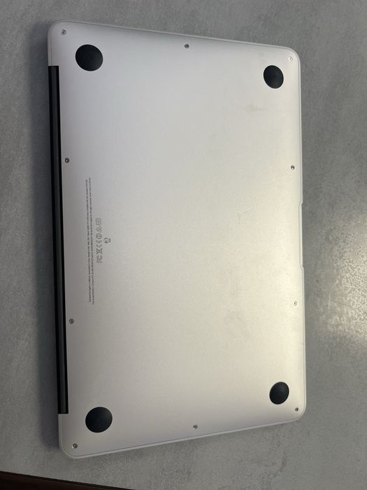 MacBook Air idealny