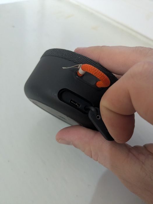 Оригінальна акустика Xiaomi Mi Portable Bluetooth Speaker (BHR4802GL)