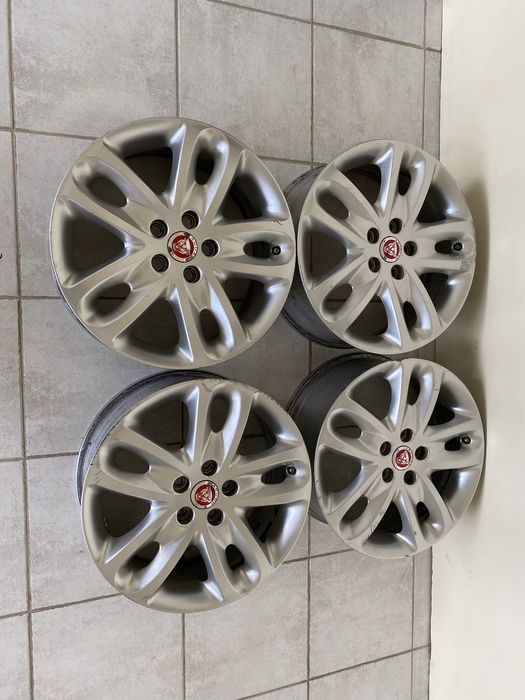 Jantes 17” 5x108 originais Jaguar ford Connect focus volvo v50 v40 c30