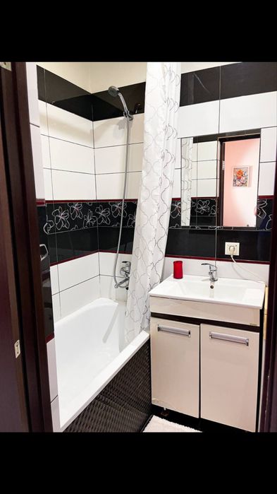 Погодинно подобово квартира в центрі