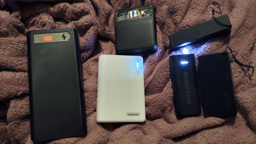 Повербанк Powerbank 2500mA 5000mA 7000mA. USB 1A, 2A. Повер банк