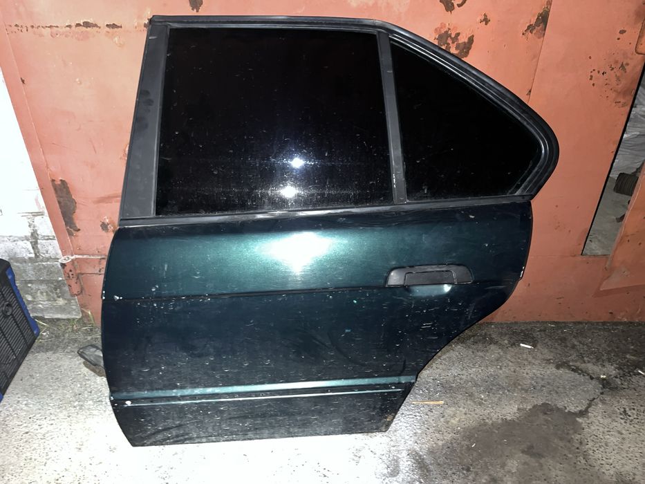 Двери рестайлинг Е34 седан