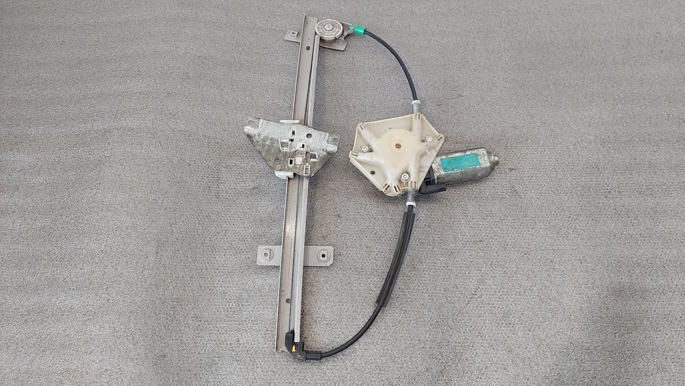 Elevador vidros frente direito VOLVO V40 Combi (VW)