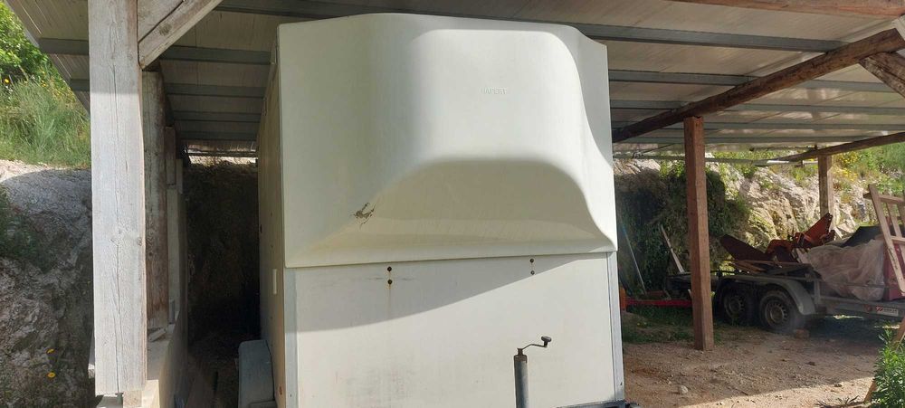 Reboque fechado peso total 2000 kg Hapert