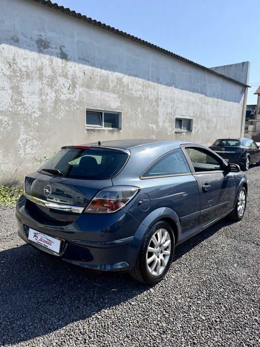 Opel Astra GTC 1.3 CDTI 90cv cx.6vel