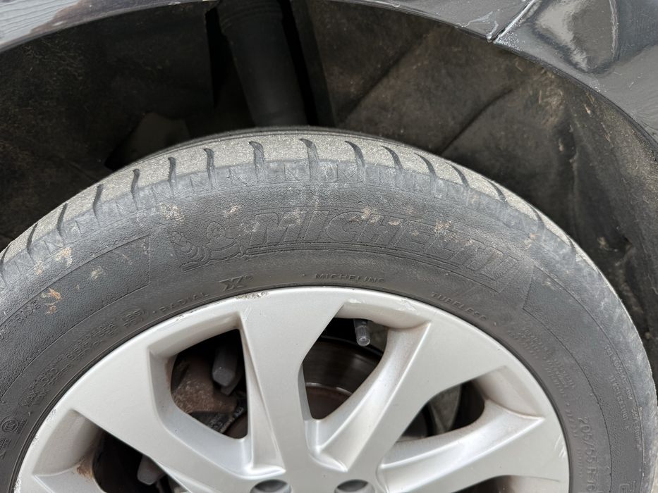 Pneus michelin 205/55 R16 91V