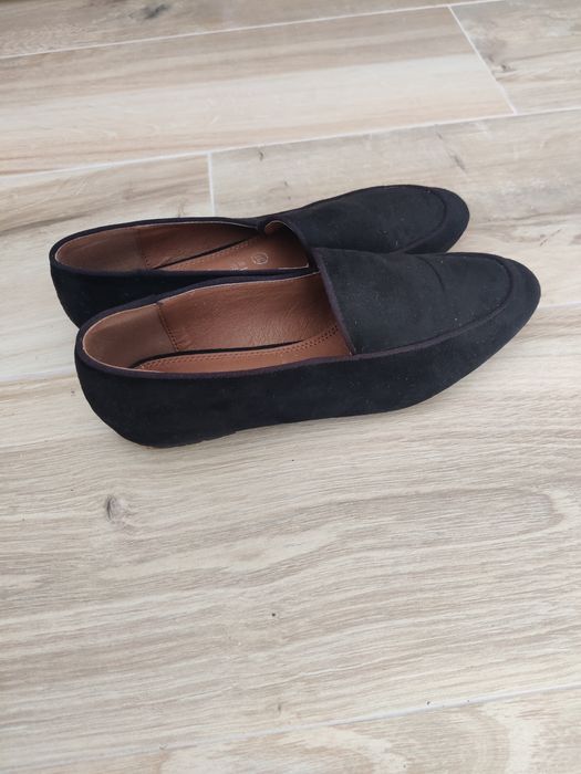 Sapatos clássicos de mulher n. 37