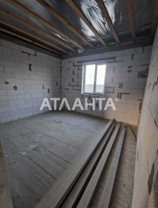 Новый дом в Фонтанке, возле ТРЦ Ривьера.