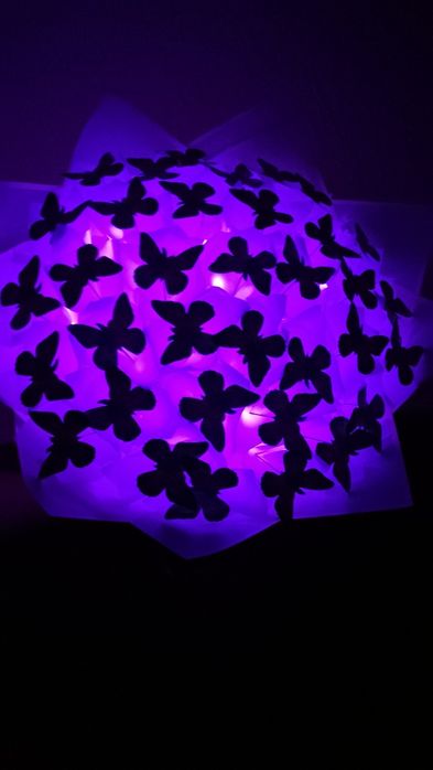 Квіти з метеликів