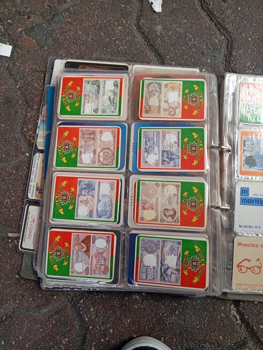 Vendo carta de coleção variadas