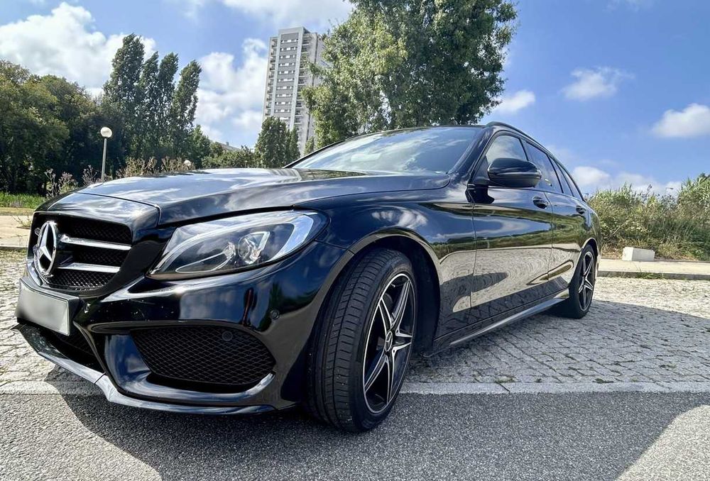 Mercedes-Benz C220 AMG | Auto | Panorâmico | LED | 2015