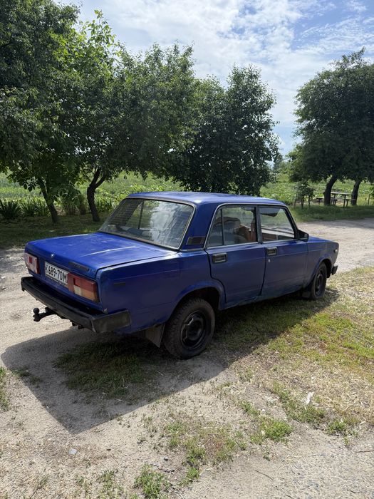 Продам ваз 2105 сів і поїхав