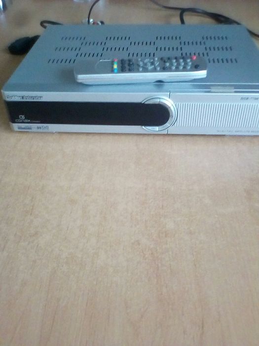 Тюнер спутника.