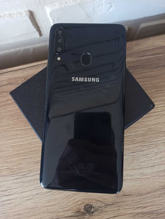 Samsung Galaxy A20s 3/32Gb Black (SM-A207F/DS)