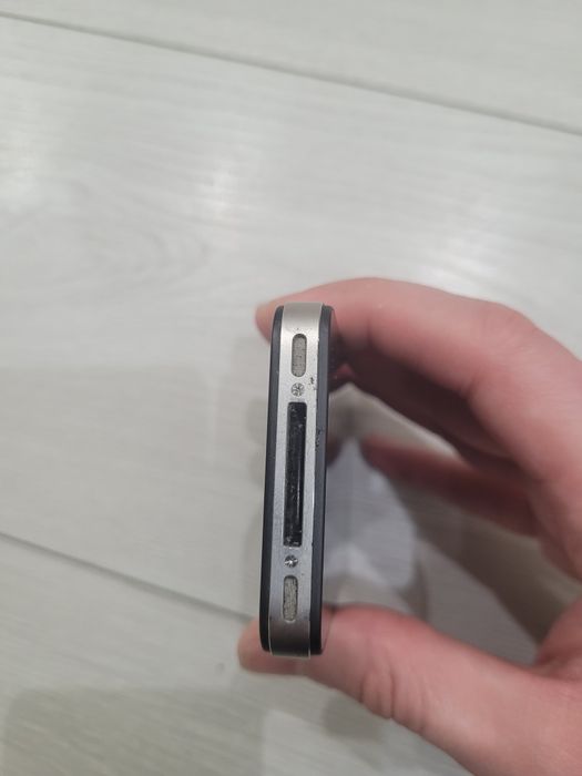 Smartfon iPhone 4S stan idealny