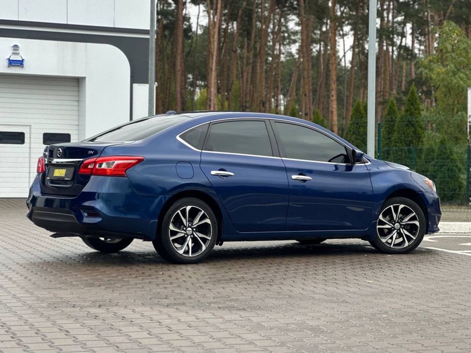 Nissan Sentra 2017 року 1.8 бензин автомат передній привід 128т.км