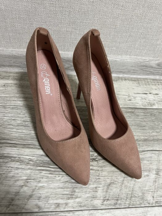 Лодочки нові, 38 розмір