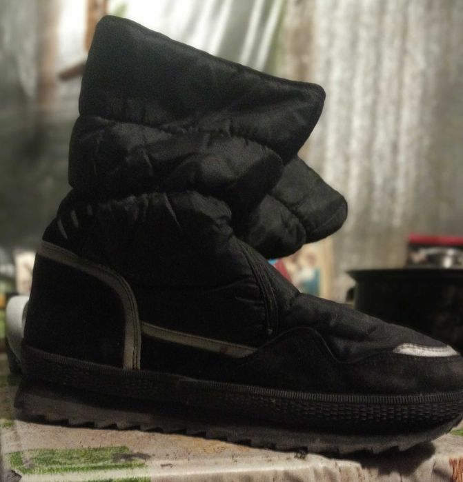 Сапоги непромокаємі 44р. маломєрки. 28см по стелькі.подойдут на 43