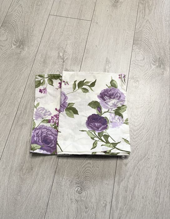 Poszewki na poduszki nowe w kwiaty 50x70