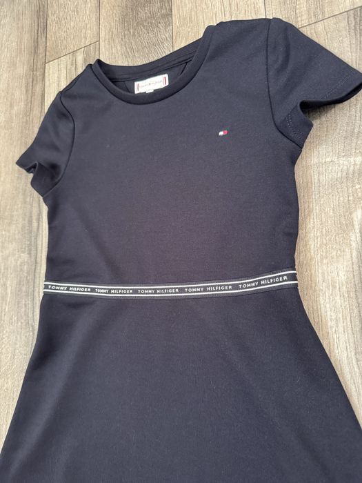 Оригінальна сукня плаття для дівчики від Tommy Hilfiger