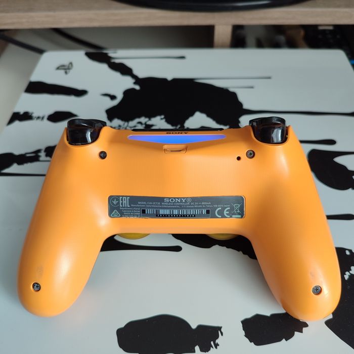 sony playstation 4 pro limited edition - Купить электронику - Цены