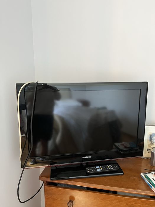 Televisao samsung 32”