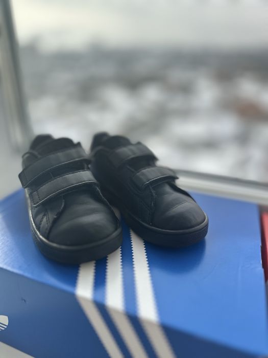 Кросівки adidas 25 р.