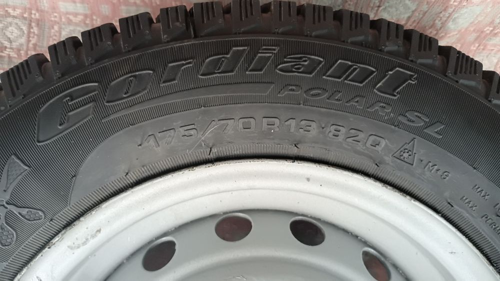 Продам шини 175/70/13