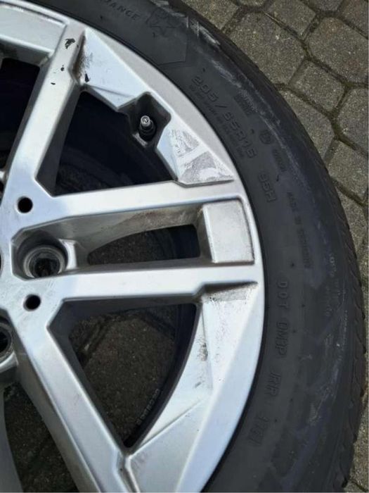 Felgi Opony z BMW 2 Activ Tourer 16” z oponami Goodyear Ultra Grip 8