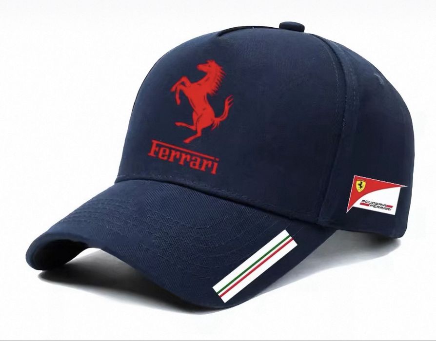 Boné Ferrari lindissimo