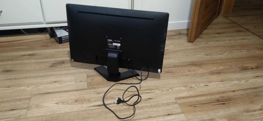 Telewizor 22 cale bez USB wbudowany Dekoder DVB-T2 pilot bez TXT do ZK