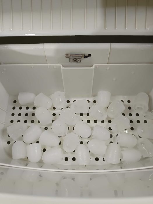 Máquina de fazer gelo