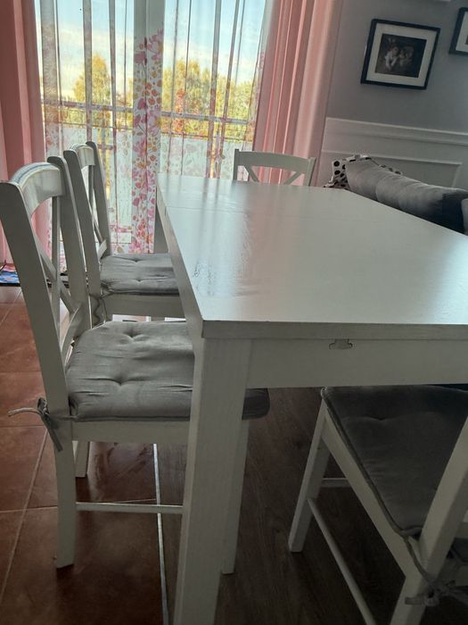 Stół z  krzeslami  IKEA