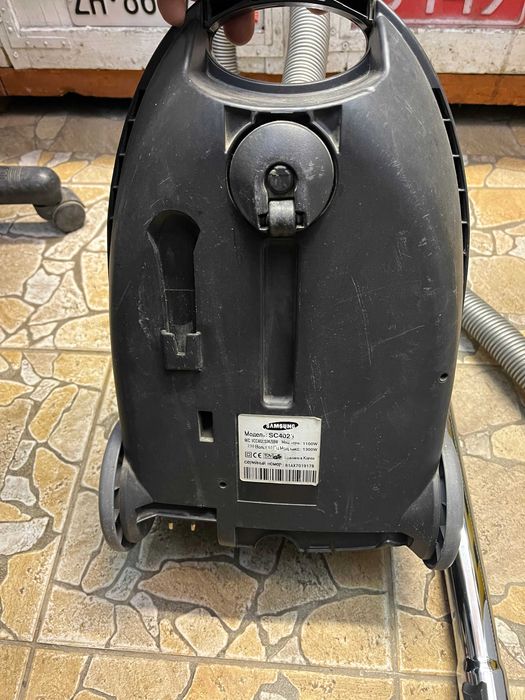 Пилосос Samsung 1300W невкомплекті