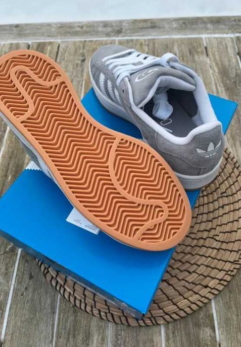 Buty damskieTrampki adidas_Campus_00s_Grey R.42