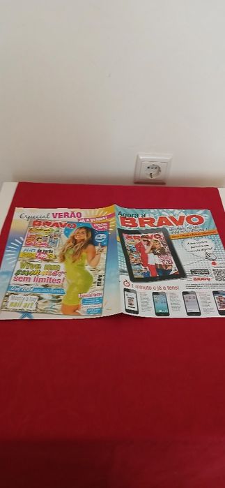 Poster Like Us, novo